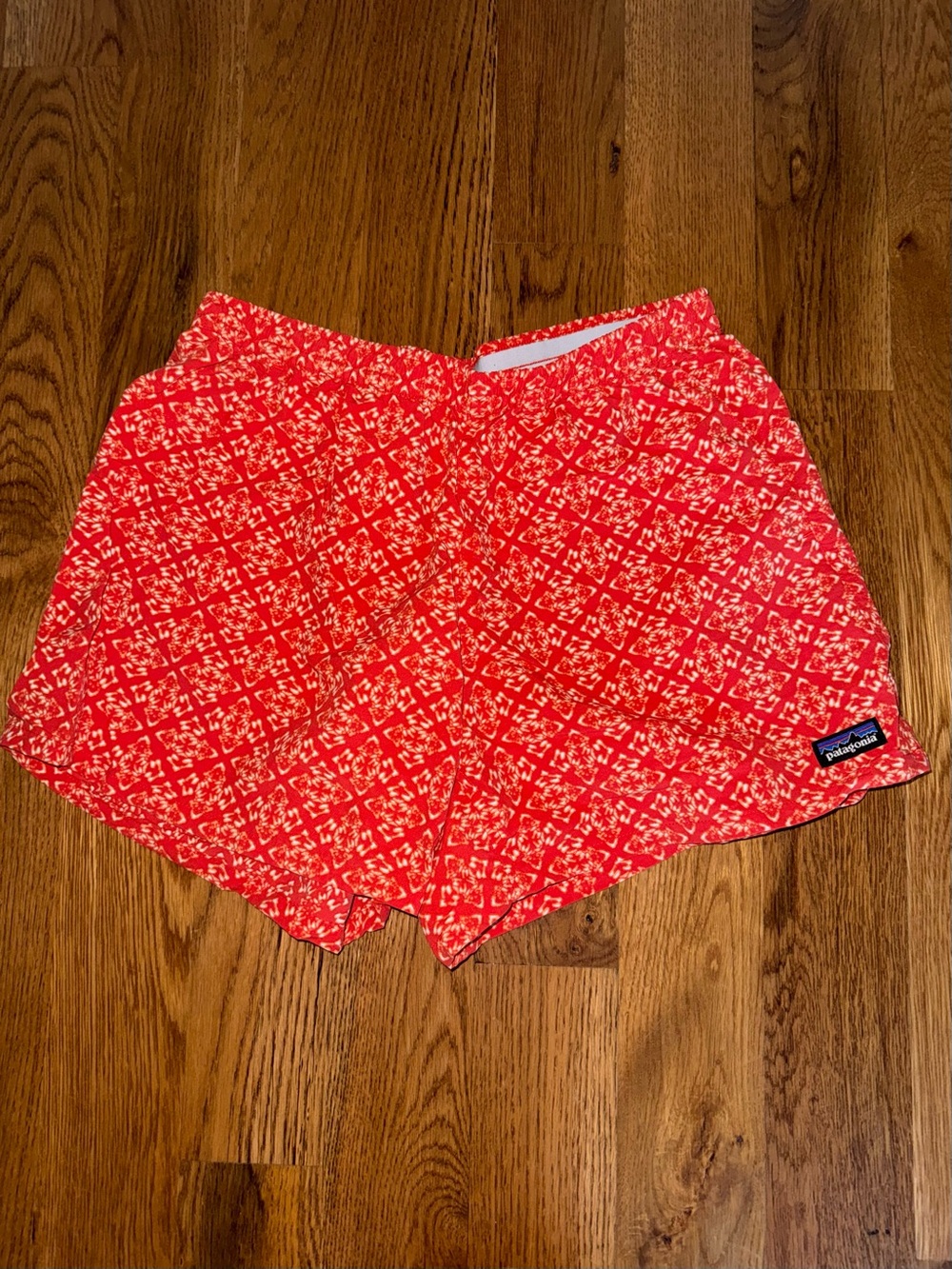 Patagonia Baggies Red/Orange Patterned Women's Shorts
